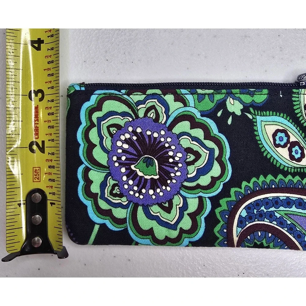 VERA BRADLEY Zip ID Case In Retired Blue Rhapsody‎ Pattern NWT -1692